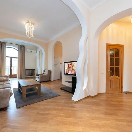 24 Apartment *
